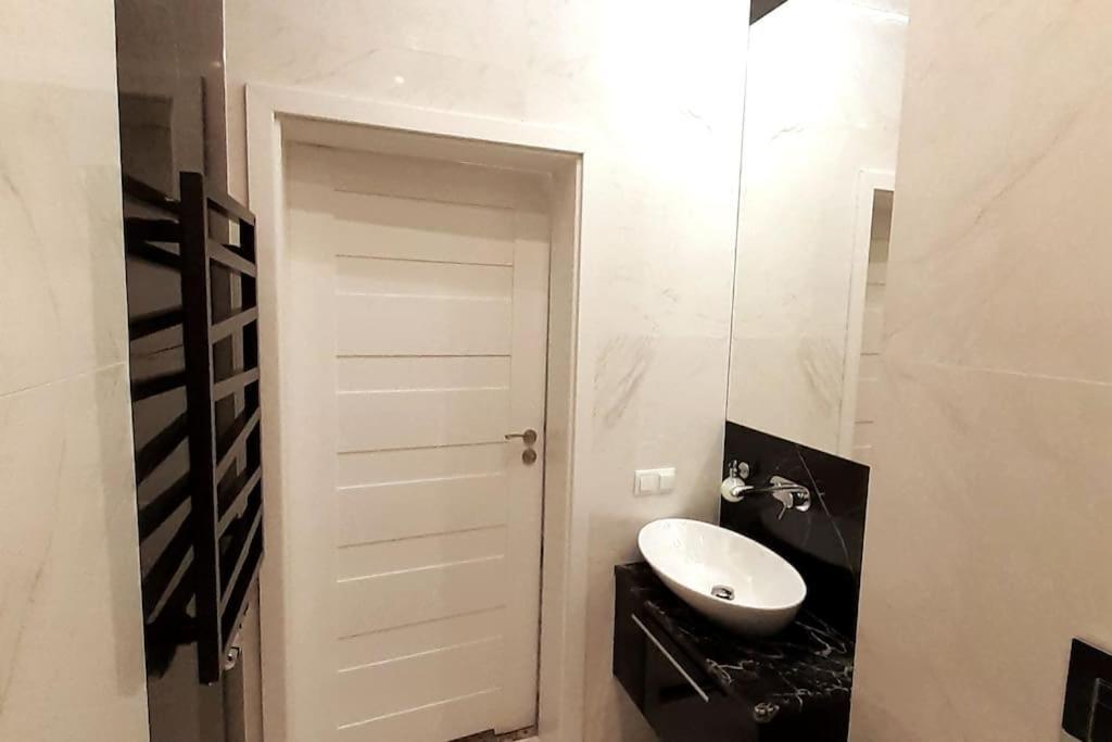 Luxury Apartment - Rakowicka 6 Krasków Εξωτερικό φωτογραφία